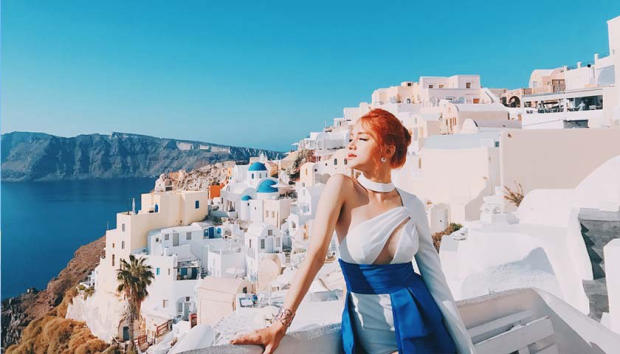 Du lịch Tết âm lịch nước ngoài  Giáp Thìn 2024 - Santorini Hy Lạp xinh đẹp