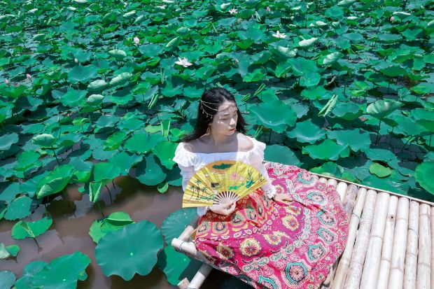 Tam Cốc Bích Động Ninh Bình - váy Bohemian