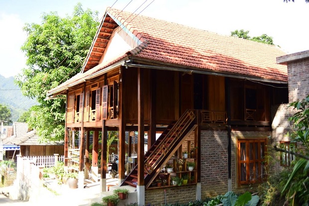 Du lịch Bản Lác 1 ngày - Homestay nhà sàn Bản Lác
