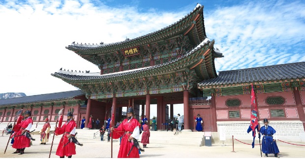 Tour du lịch Hàn Quốc Tết 2023 - Cung điện Gyeongbok
