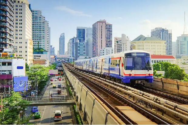 Tour du lịch Thái Lan từ Hà Nội  - Skytrain Bangkok