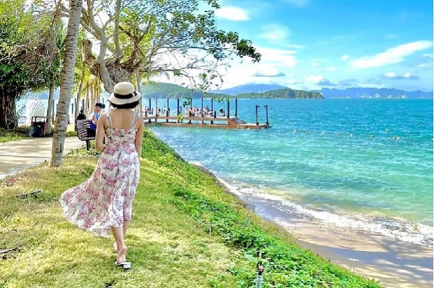 Tour hòn Tằm Nha Trang - Bãi biển hòn Tằm