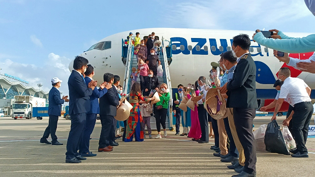 săn vé máy bay đi nha trang tháng 11