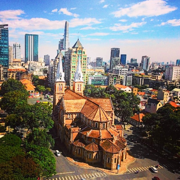 Vé máy bay đi TPHCM tháng 10 giá rẻ