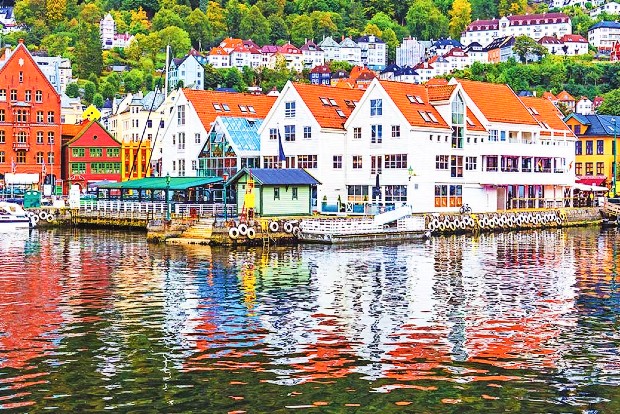 Vé máy bay từ Na Uy về Việt Nam