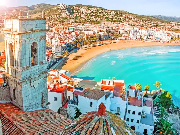 V&eacute; m&aacute;y bay từ T&acirc;y Ban Nha về Việt Nam