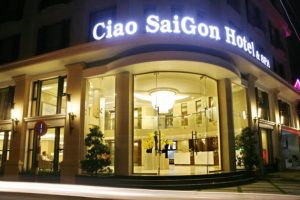 Combo 2N1Đ Ciao Saigon Hotel & Spa TP.HCM 4 sao + Vé máy bay