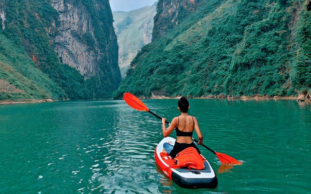 Du lịch sông Nho Quế Hà Giang - chèo thuyền Kayak