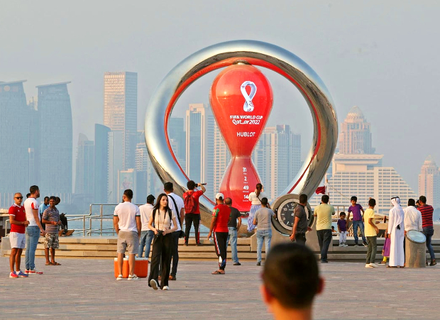 mua v&eacute; m&aacute;y bay đi Qatar xem World Cup