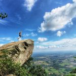 Bí kíp trekking ngắm cảnh đỉnh núi Bà Đen: Chinh phục nóc nhà Nam Bộ