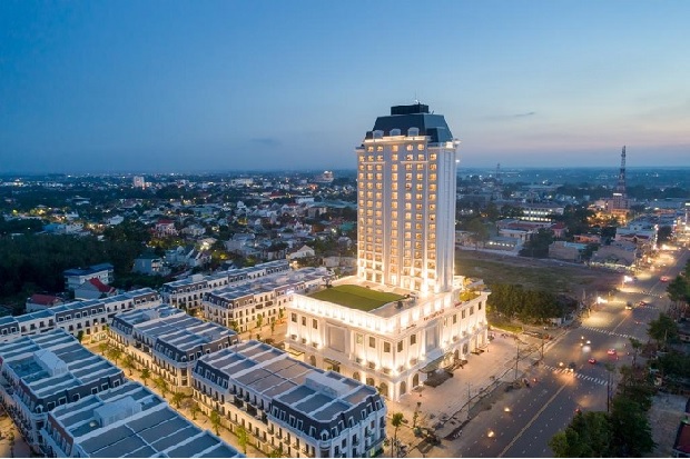 Cảnh núi Bà Đen - Khách sạn Melia Vinpearl