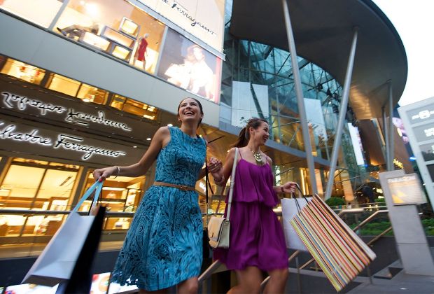 Du lịch Singapore tháng 8 - trung tâm mua sắm