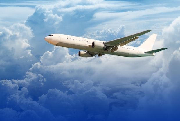 Du lịch Singapore tự t&uacute;c hết bao nhi&ecirc;u - m&aacute;y bay