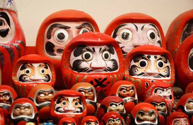 Kinh nghiệm du lịch Nhật Bản theo tour - búp bê Daruma