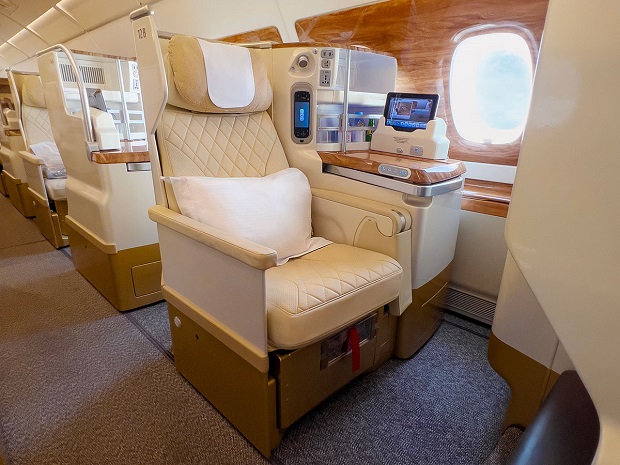 hạng vé thương gia Emirates Airlines