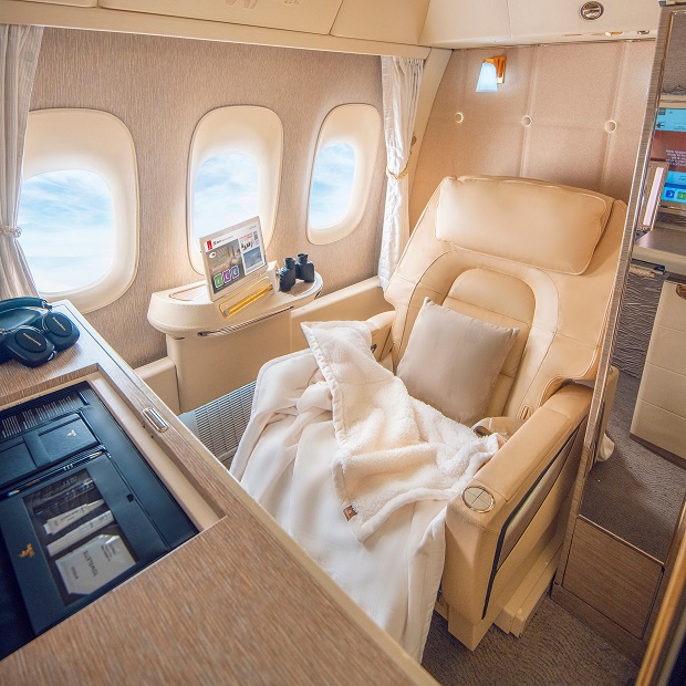 ghế hạng nhất Emirates Airlines