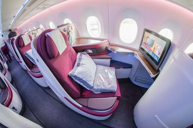 Vé máy bay Qatar Airways