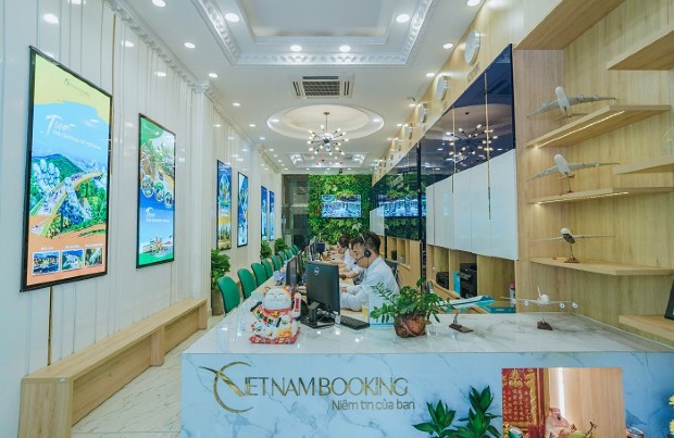 gi&aacute; v&eacute; m&aacute;y Vietnam Airlines S&agrave;i G&ograve;n đi Nha Trang