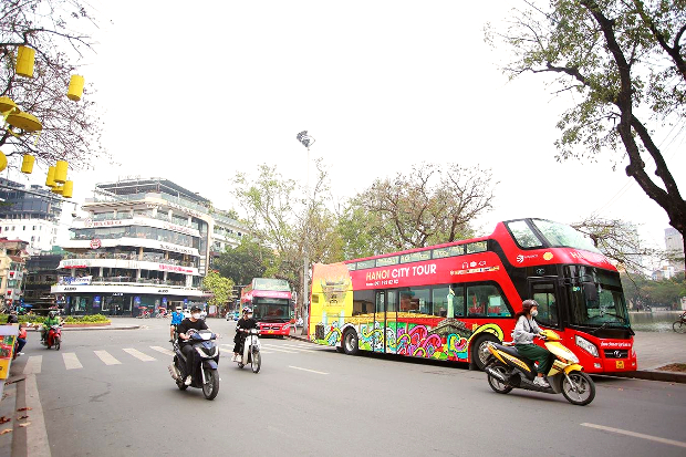 vé máy bay đi Hà Nội