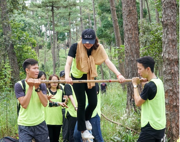 Nhà tổ chức team building - vui chơi team building