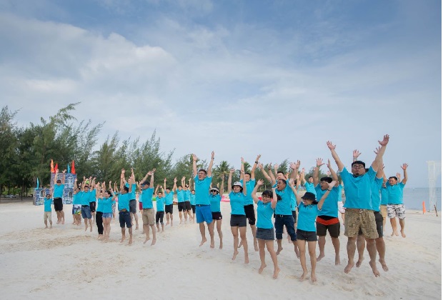 Team building biển - Khánh Hòa