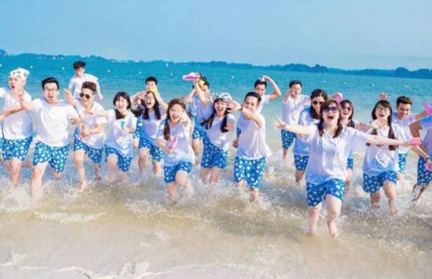 Trang phục đi team building - team building biển
