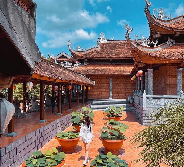 Vé máy bay đi Cần Thơ giá rẻ thăm Thiền viện Trúc Lâm Cần Thơ