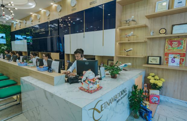V&eacute; m&aacute;y bay di C&ocirc;n Đảo th&aacute;ng 1