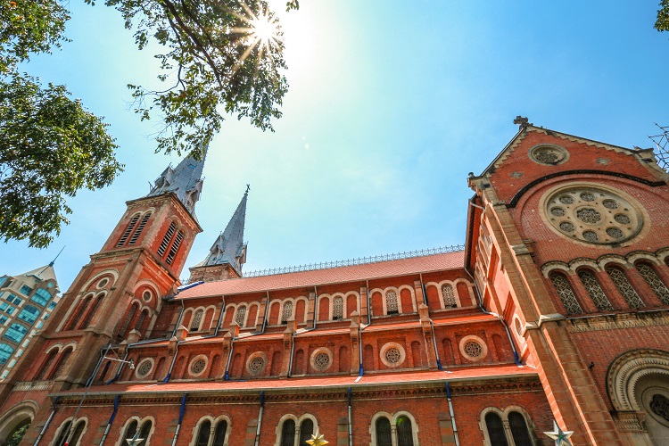 Nhà thờ Đức Bà Sài Gòn