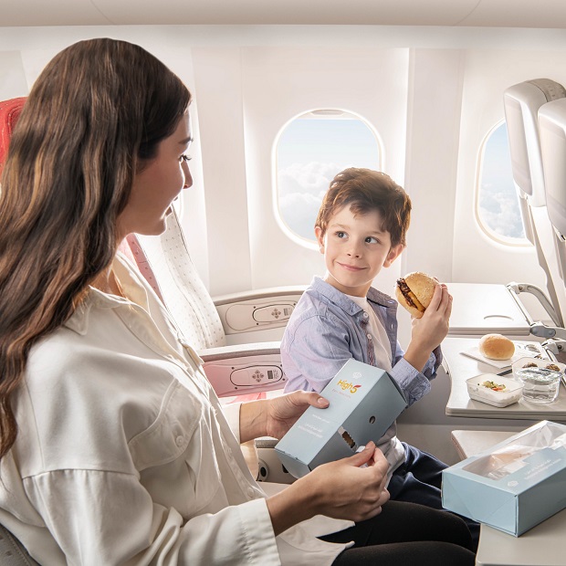 dịch vụ h&agrave;ng kh&ocirc;ng Royal Jordanian