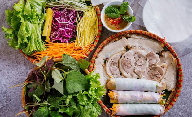 combo đ&agrave; nẵng 2 ng&agrave;y 1 đ&ecirc;m - b&aacute;nh tr&aacute;ng cuốn thịt heo
