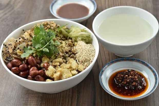 Combo du lịch Đ&agrave; Nẵng 4 ng&agrave;y 3 đ&ecirc;m - Cơm hến