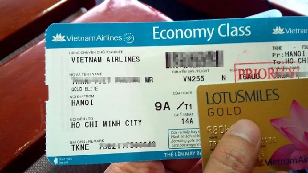 Việc nhượng v&eacute; cho người kh&aacute;c l&agrave; kh&ocirc;ng được chấp nhận 