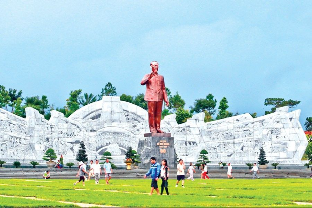 Quảng trường Đại Đoàn Kết 