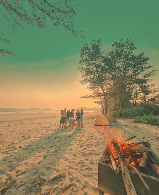 Bãi tắm Minh Châu - Thiên đường biển tại Vân Đồn Bãi tắm Minh Châu