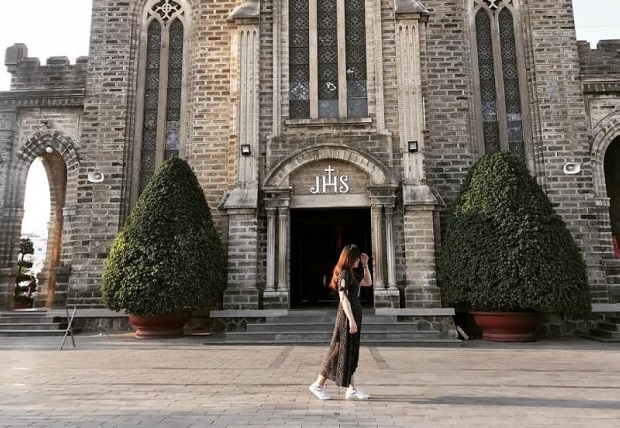 Kinh nghiệm du lịch Nha Trang cho gia đình - nhà thờ đá