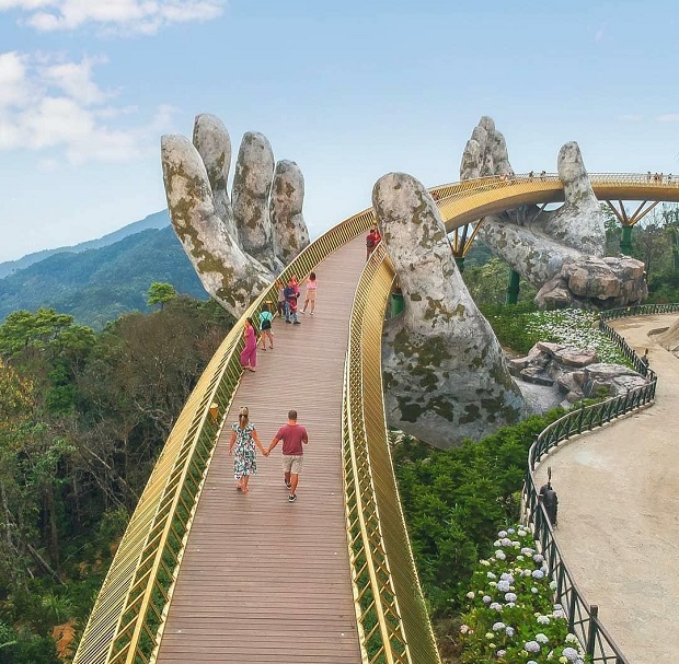 v&eacute; m&aacute;y bay từ Đ&agrave; Lạt đi Đ&agrave; Nẵng gi&aacute; rẻ