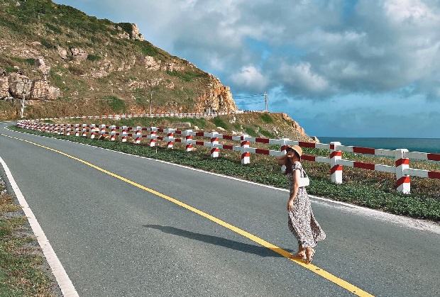 Tour C&ocirc;n Đảo 1 ng&agrave;y - Trang phục du lịch