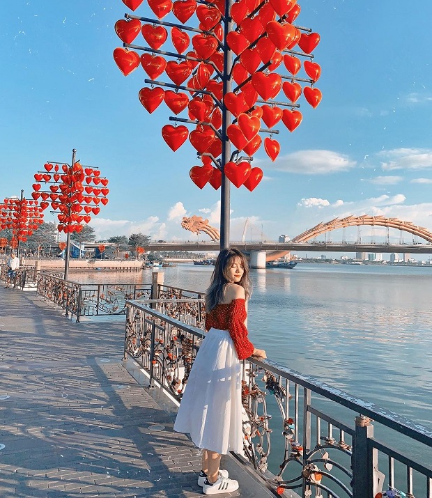 cầu t&igrave;nh y&ecirc;u đ&agrave; nẵng