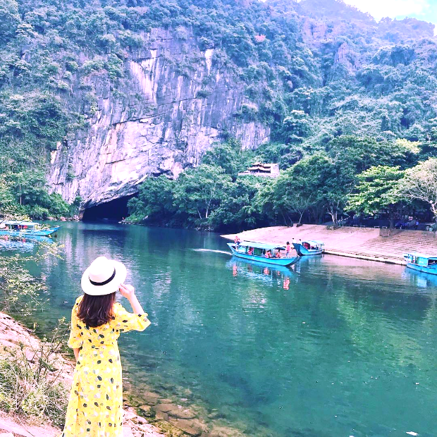 V&eacute; m&aacute;y bay đi Đồng Hới th&aacute;ng 3