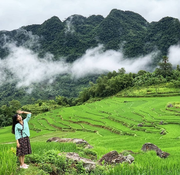 Khung cảnh thiên nhiên hoang sơ, bình yên ở vùng đồi núi Thanh Hóa vé máy bay đi Thanh Hóa