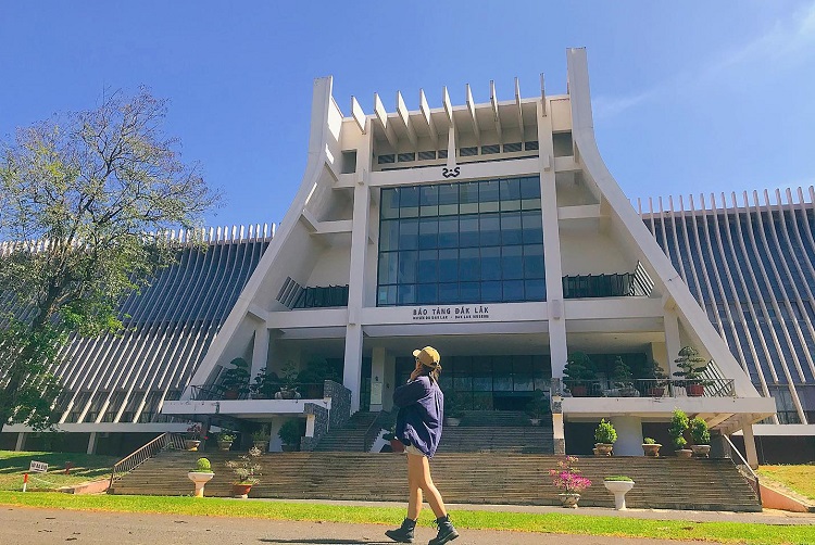 mua vé máy bay Sài Gòn đi Buôn Ma Thuột