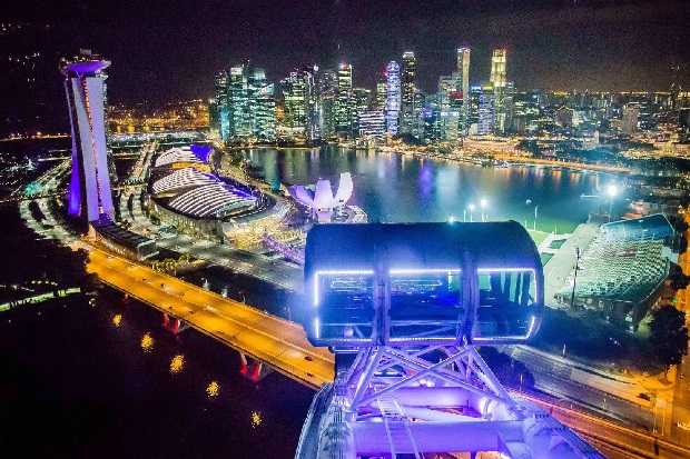 Du lịch Singapore tháng 12 - Singapore Flyer