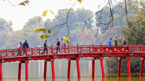 vé máy bay đi Hà Nội