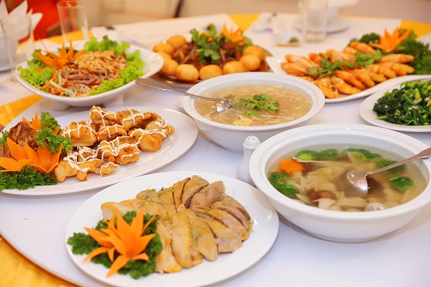 Tổ chức gala cuối năm - ẩm thực