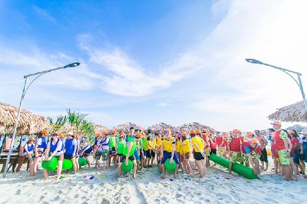Tổ chức sự kiện team building - Đối tượng tham gia team building