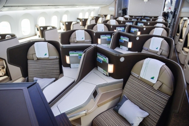 Kh&ocirc;ng gian rộng r&atilde;i khi bay c&ugrave;ng Bamboo Airways