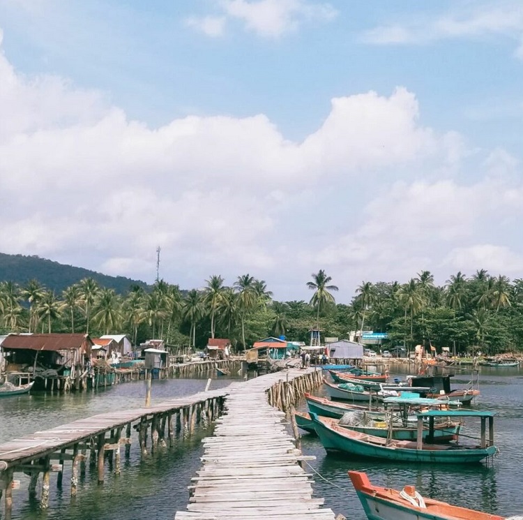 làng chài Hàm Ninh
