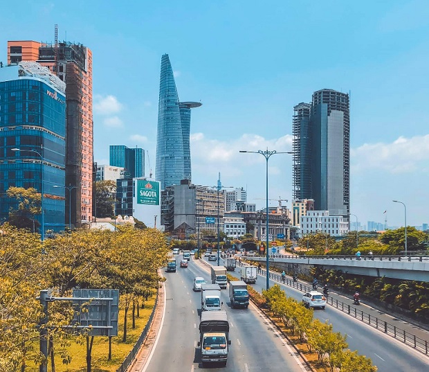 vé máy bay đi Tp Hồ Chí Minh giá rẻ