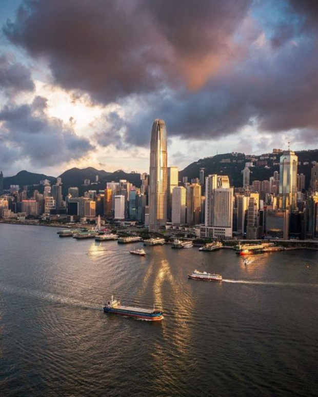 V&eacute; m&aacute;y bay Quảng Ng&atilde;i đi S&agrave;i G&ograve;n gi&aacute; rẻ